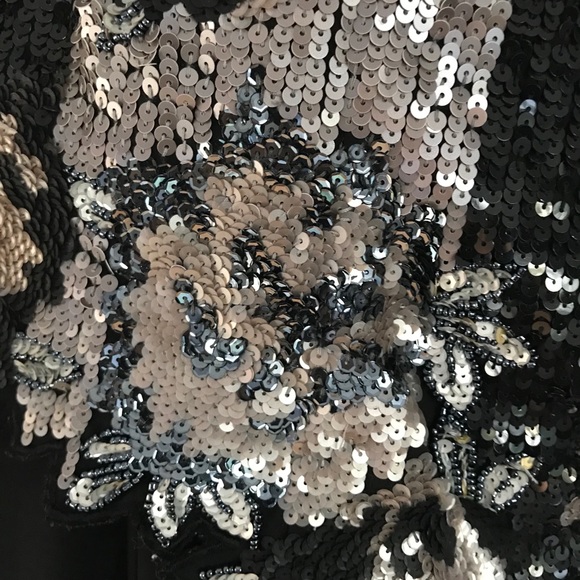 Beaded Gown size 18 - Picture 3 of 15